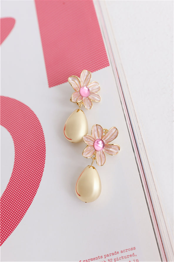 18k Gold Plated Petal Power Earrings Gold