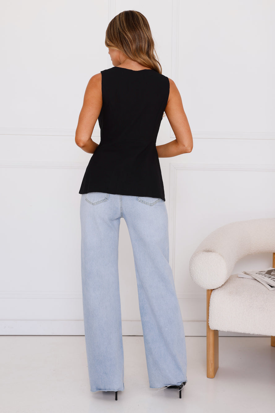 Refined Simplicity Top Black