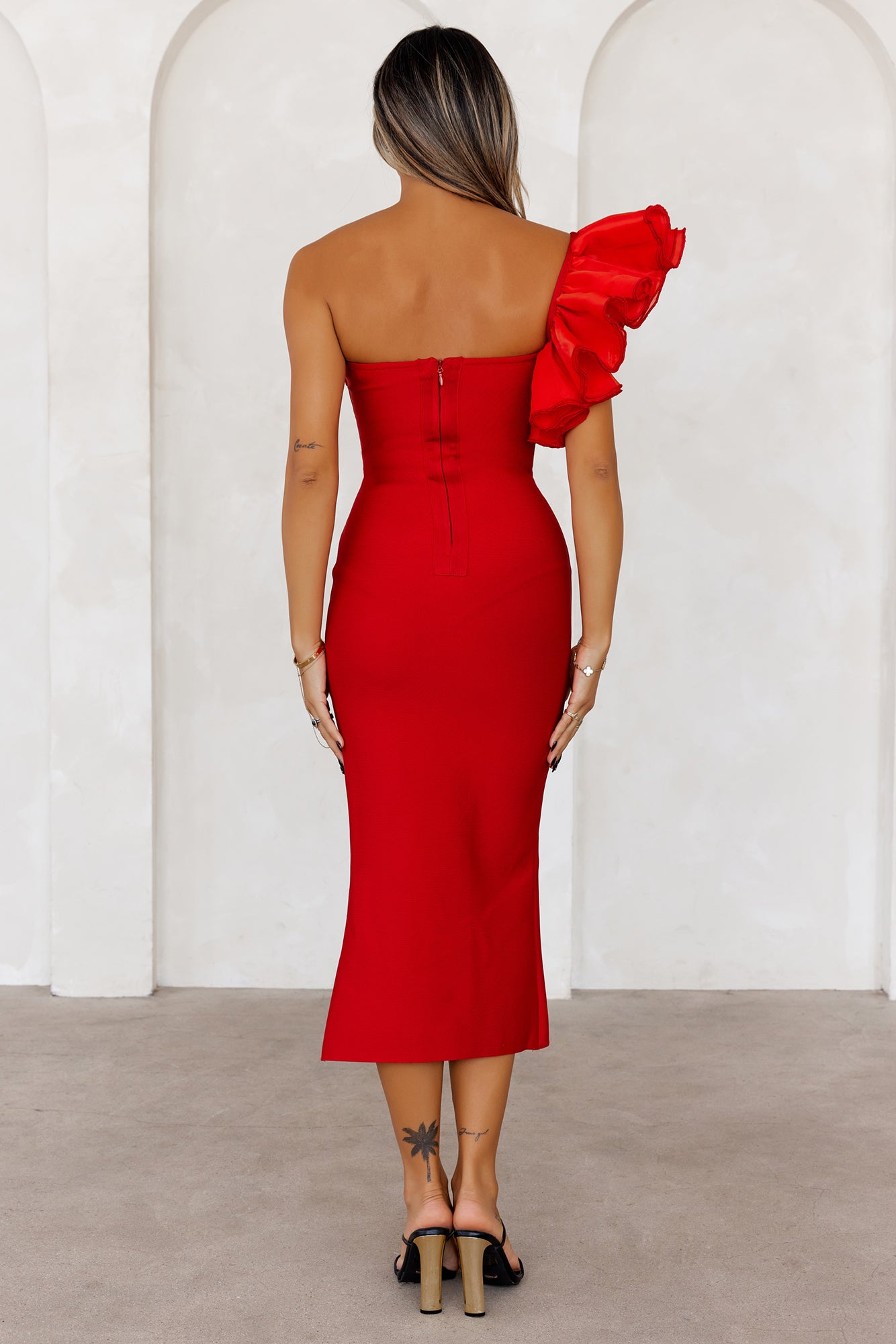 Leading Lights One Shoulder Bandage Midi Dress Red