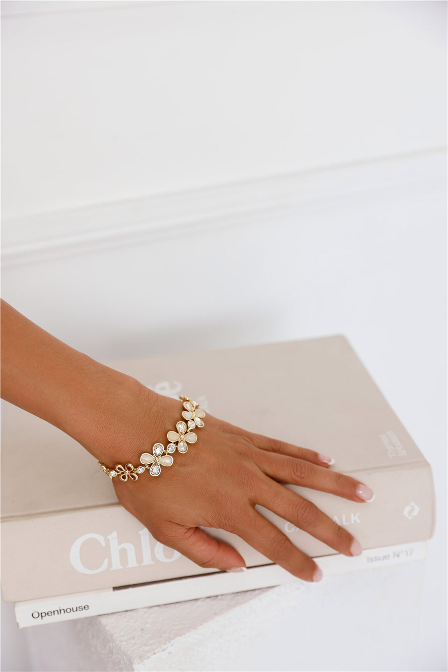 18k Gold Plated Flowery Chains Bracelet Gold