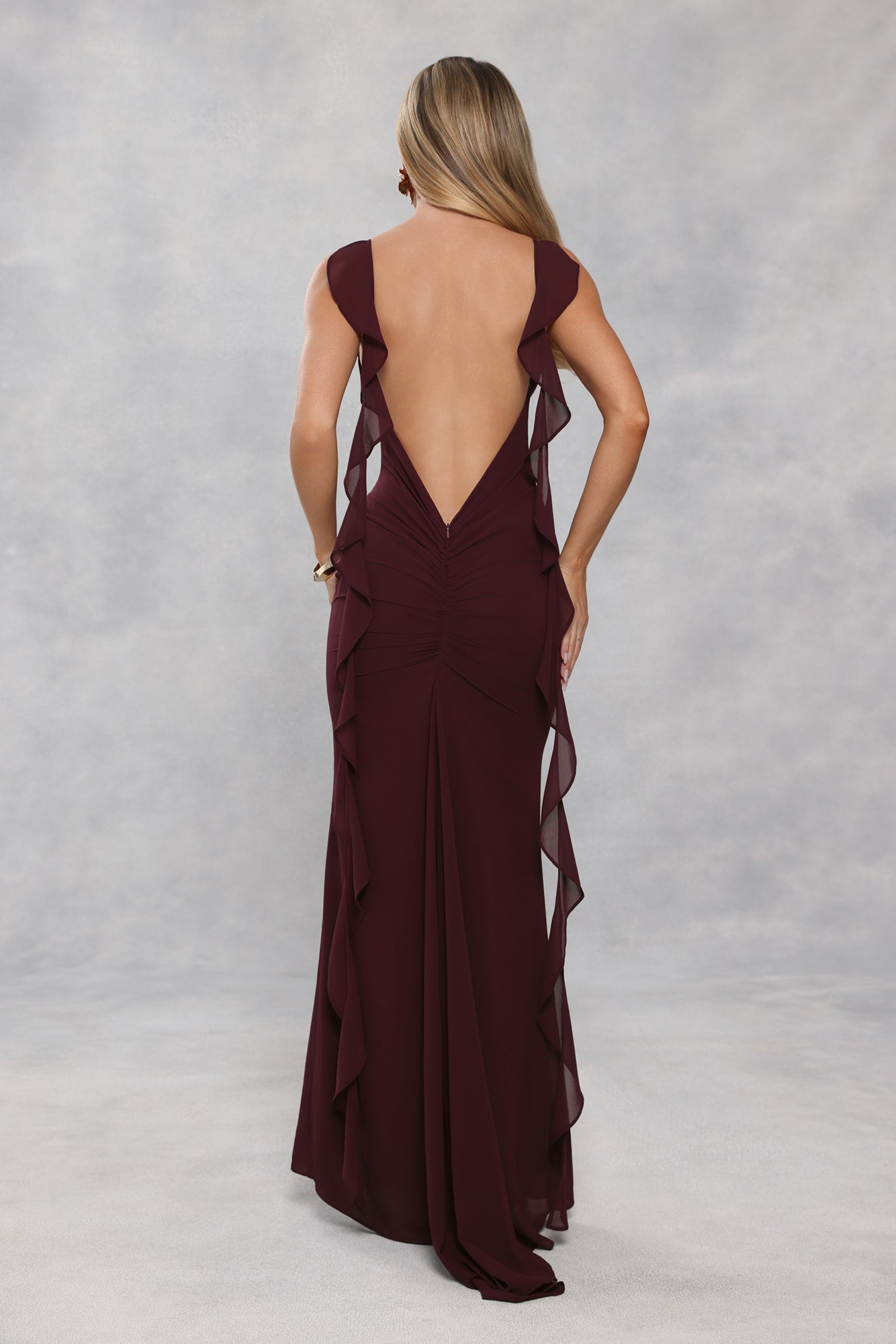 #567132