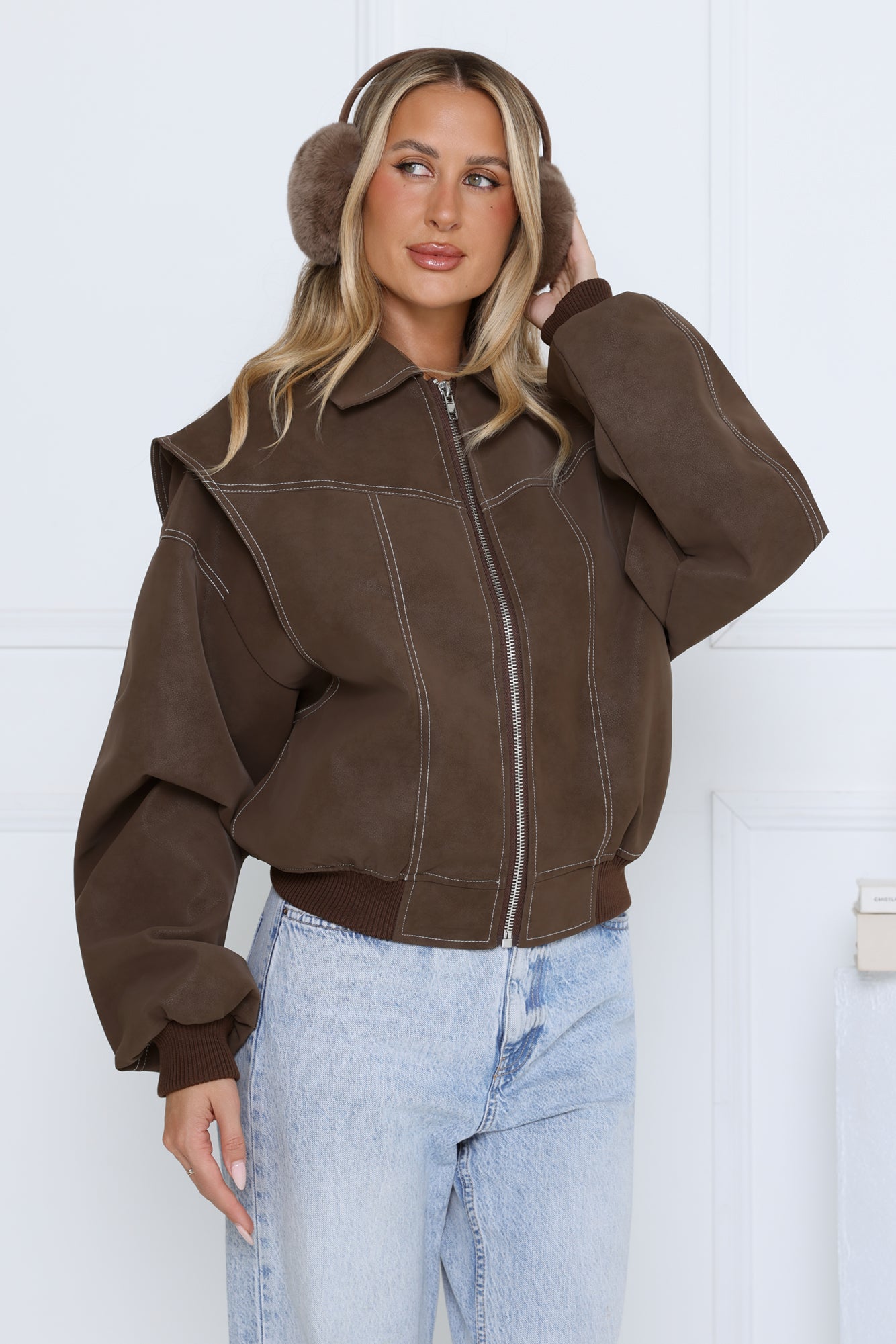 #547173