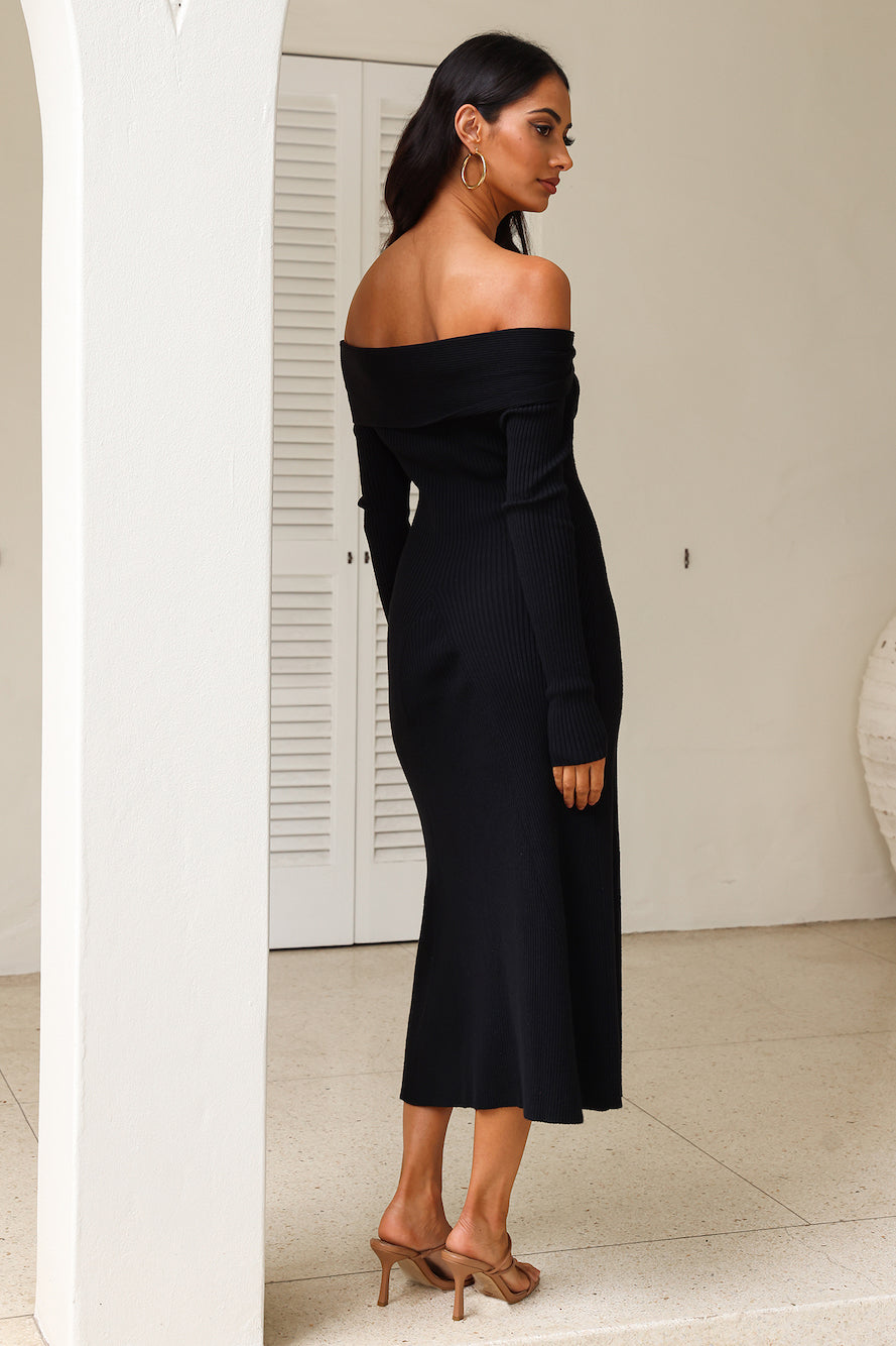 Unfolding Adventure Midi Dress Black