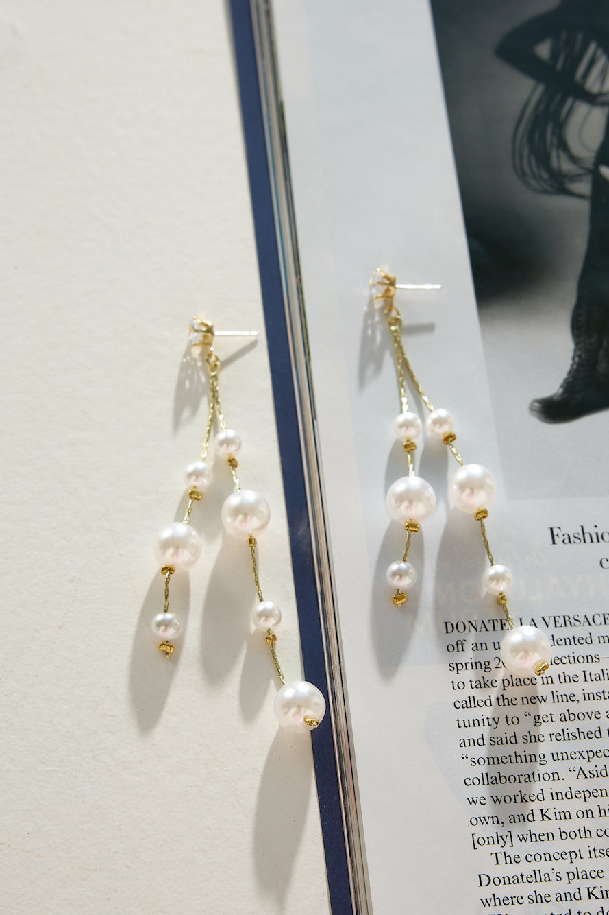 Secret Pearls Earrings Gold