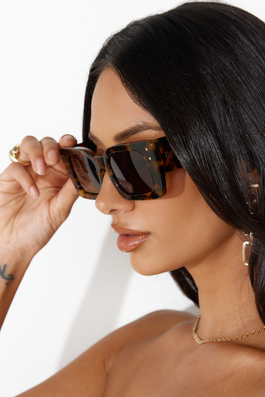 BANBE The Candice Sunglasses Cloud Tort Choc