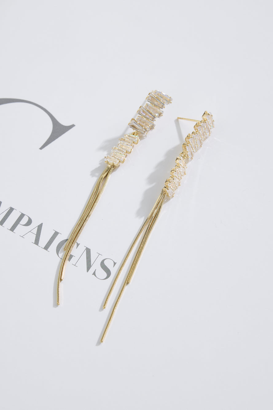 Lavish Dream Earrings Gold