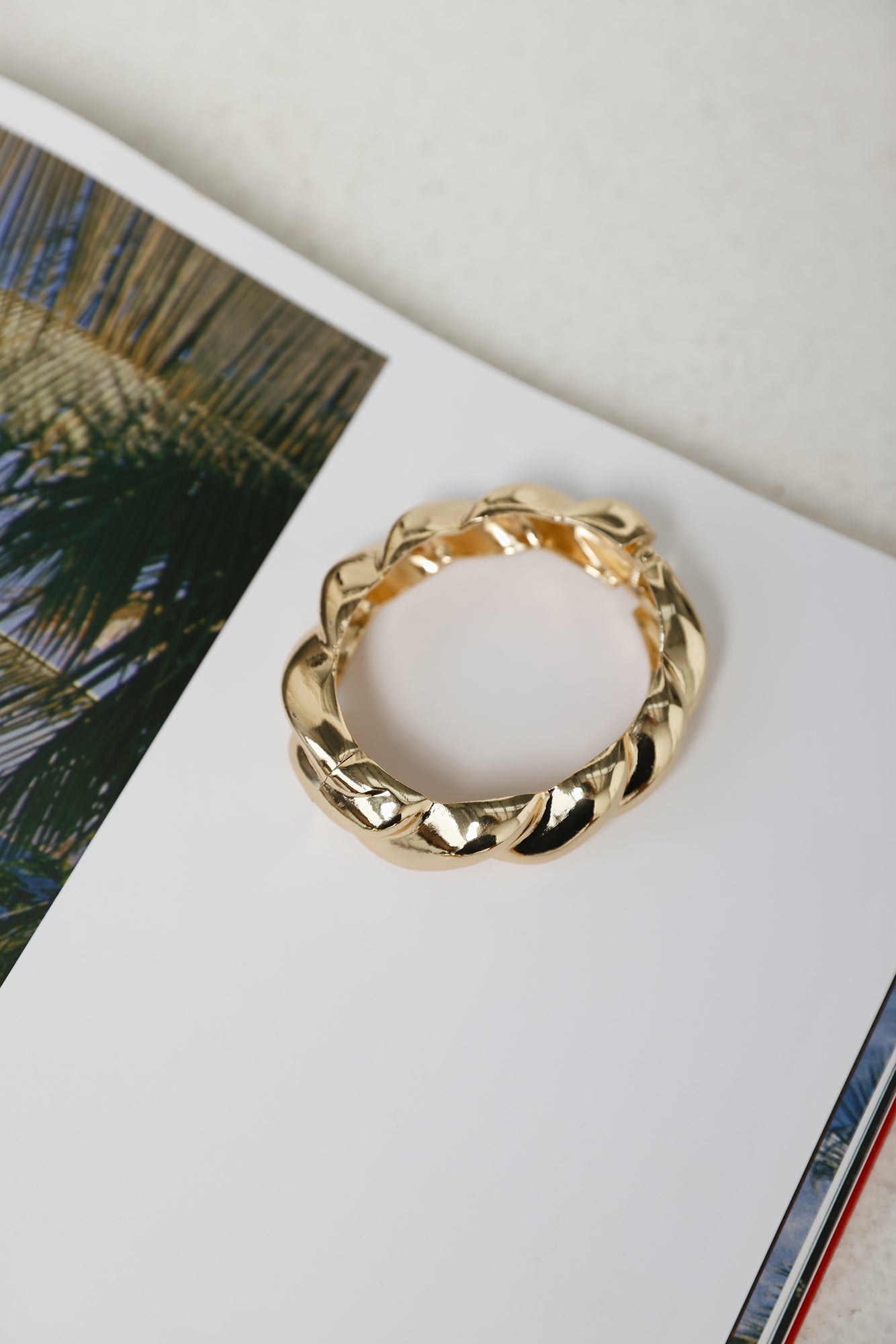 Fiora Bangle Gold