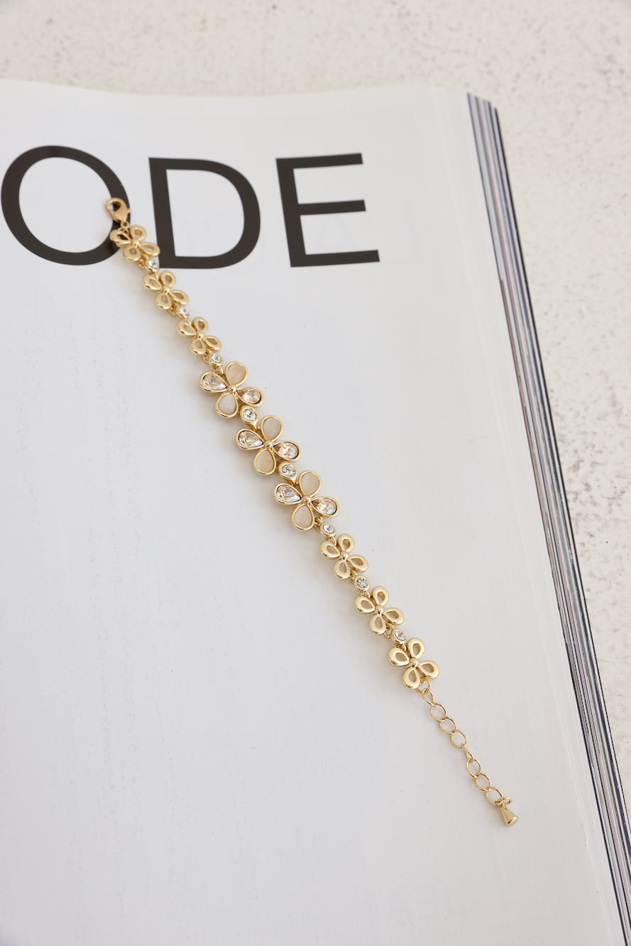 18k Gold Plated Flowery Chains Bracelet Gold