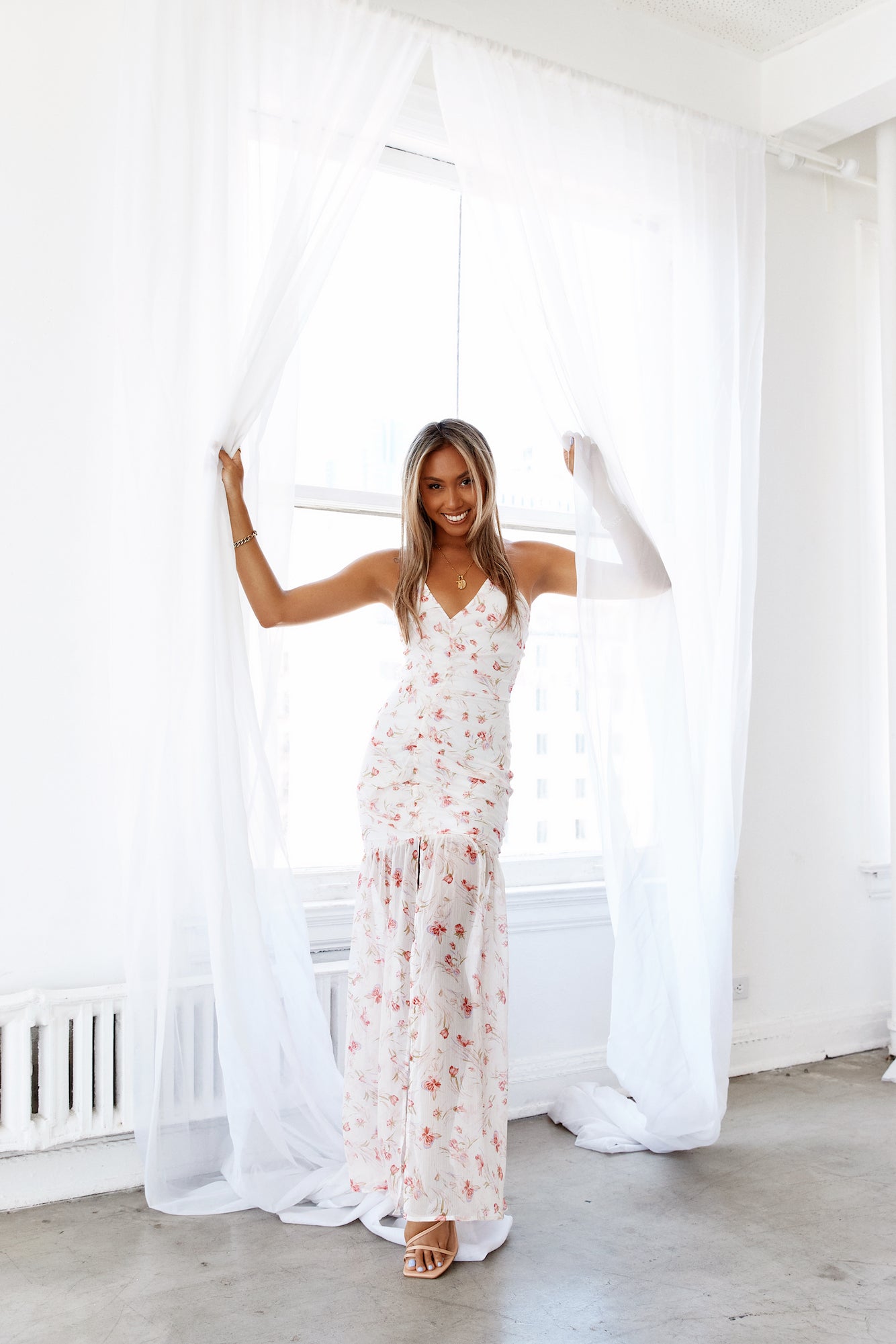 HELLO MOLLY Antalia Maxi Dress Pink