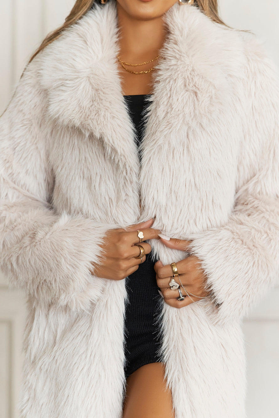 Frozen Castle Faux Fur Coat Beige