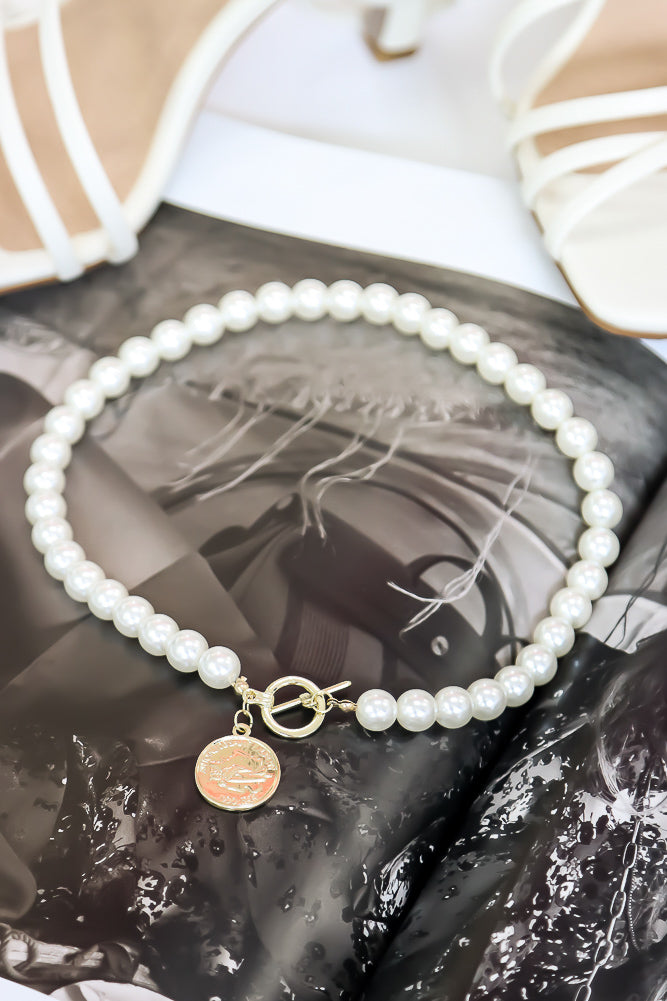 Dreaming In Paris Necklace White